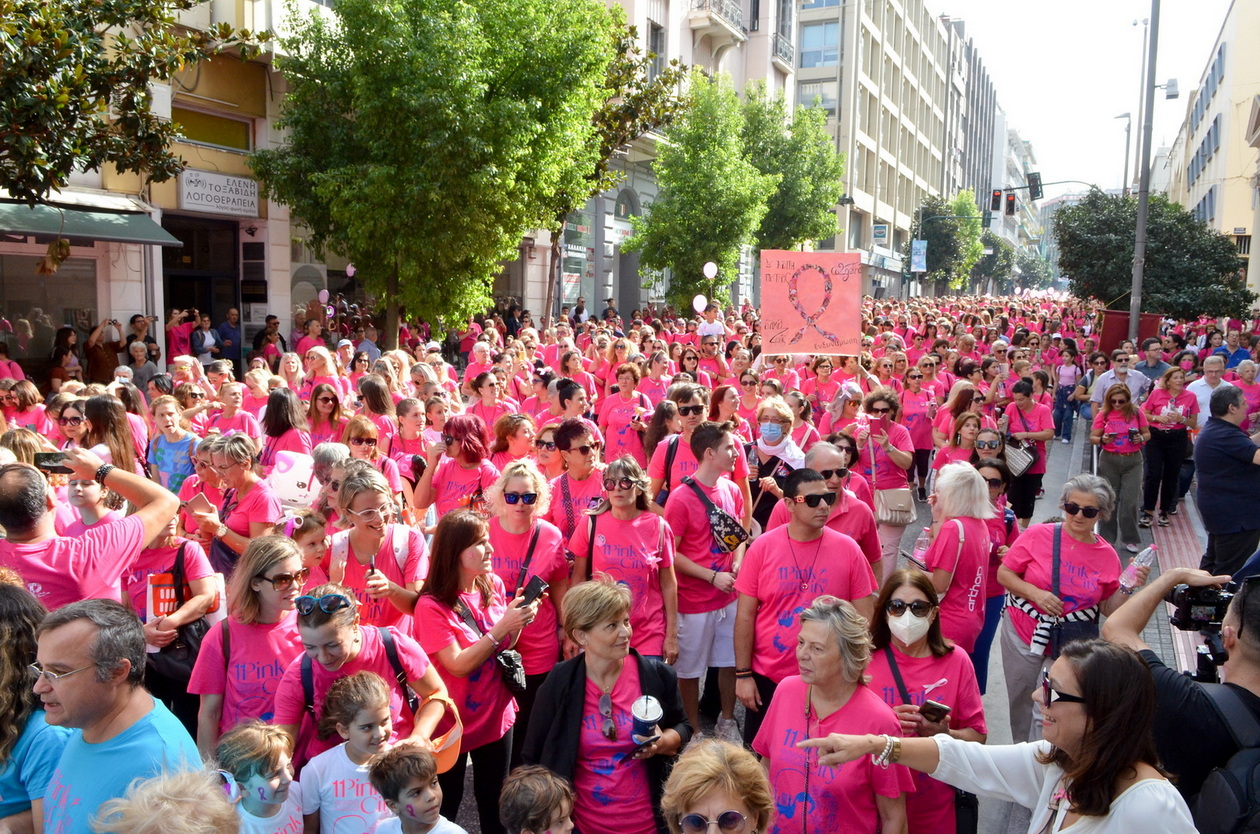 Πάτρα: Περισσότεροι από 12.000 περπάτησαν και στήριξαν τον αγώνα ενάντια στον καρκίνο του μαστού! - ΦΩΤΟ