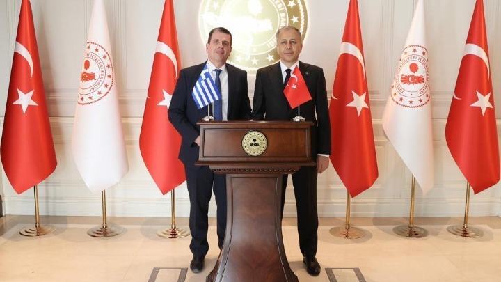 Συμφωνία Ελλάδας- Τουρκίας συνεργασίας στο μεταναστευτικό