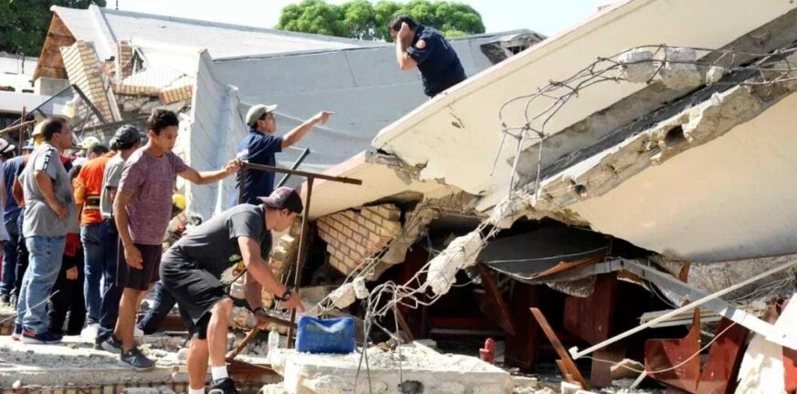 Στους 11 οι νεκροί από την κατάρρευση της οροφής εκκλησίας στο Μεξικό