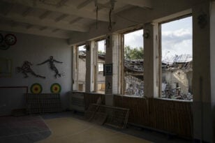 Ουκρανία: Το πρώτο υπογειοποιημένο σχολείο για την προστασία των μαθητών από βομβαρδισμούς