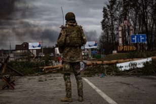 Ουκρανία: 19 νεκροί από ουκρανικό πλήγμα σε χωριό κατεχόμενου εδάφους