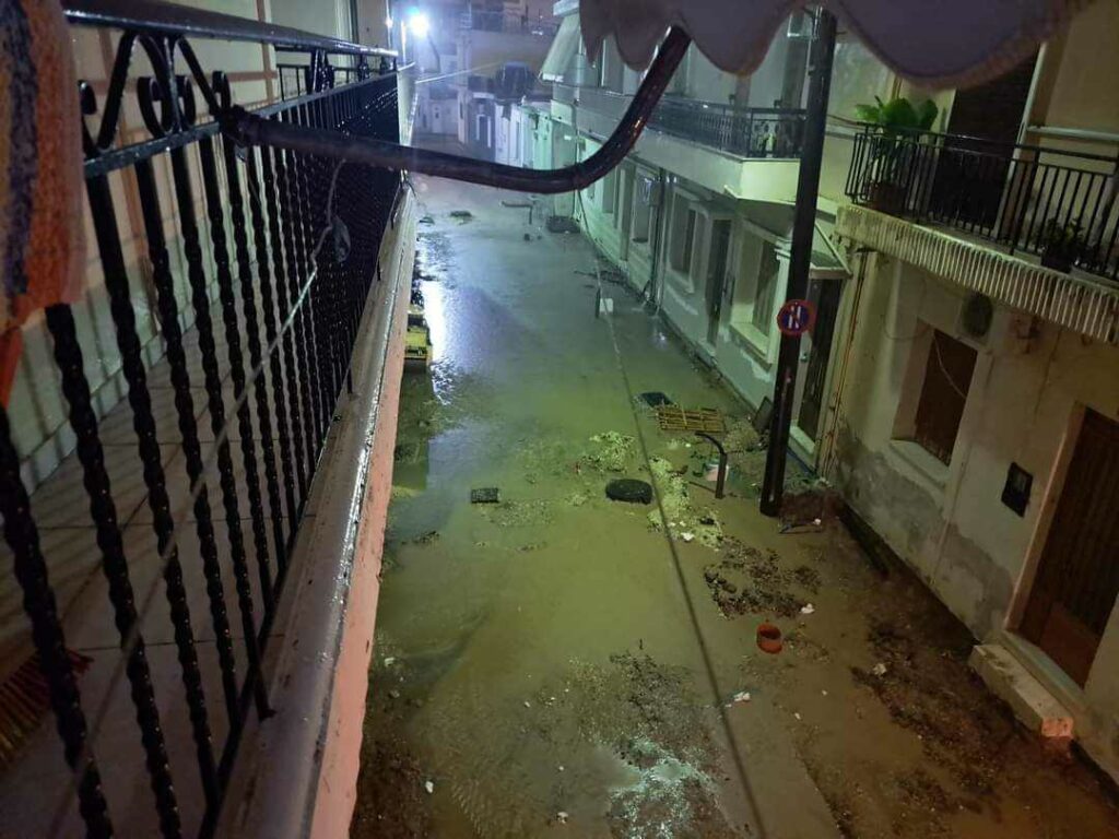 Γιατί,πλημμύρισε,βροχή,Πάτρα,Δήμος