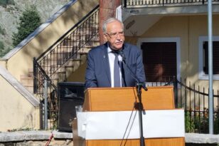 Θανάσης Παπαδόπουλος: Εθεσε ξανά θέμα Γερμανικών αποζημιώσεων ο Δήμαρχος Καλαβρύτων