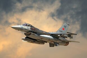 Τουρκικές αεροπορικές επιδρομές στη βόρεια Συρία