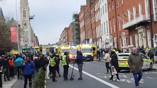 Ιρλανδία: Επίθεση με μαχαίρι στο Δουβλίνο – Παιδιά ανάμεσα στους τραυματίες