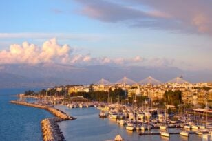 Πάτρα - Mega Yacht: Δεν «παραχωρεί περιουσία» ο Πελετίδης - Τι λέει η αντιπολίτευση