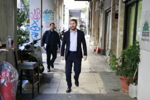 Ανδρουλάκης: «Η κυβέρνηση αδρανεί μπροστά στον πληθωρισμό της απληστίας που κατατρώει τα εισοδήματα των πολιτών»