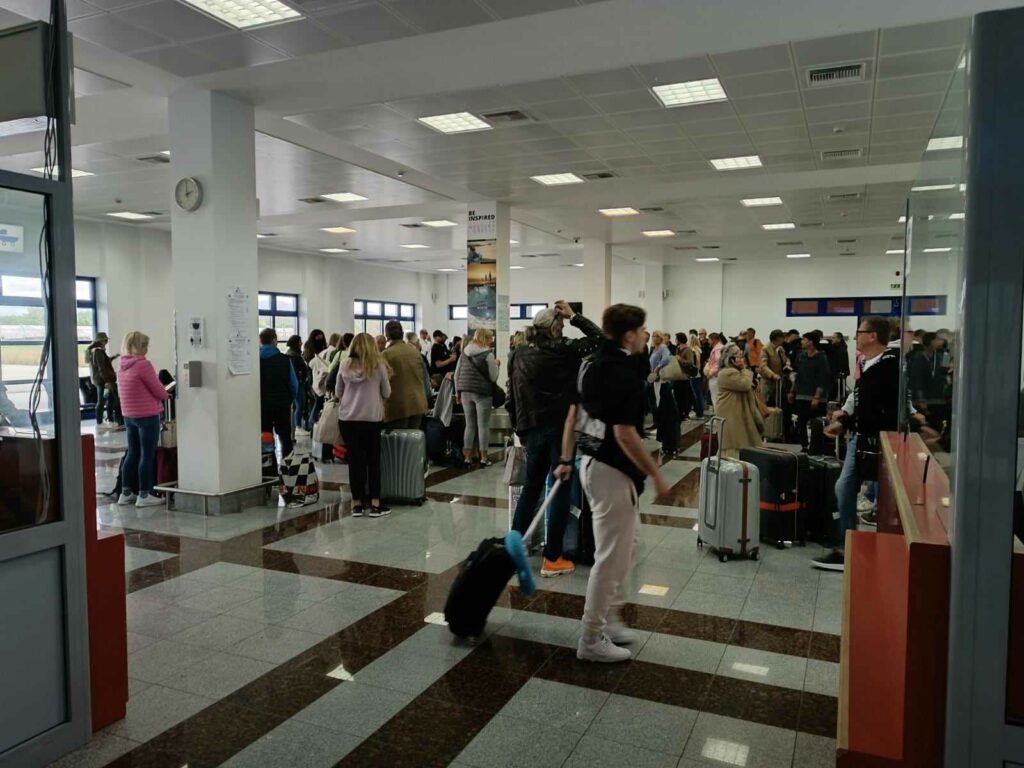 Αεροδρόμιο Αράξου - Στην «Π» τα επίσημα στοιχεία: Περισσότεροι επιβάτες από πέρυσι – Οι Γερμανοί, οι Ισραηλινοί και οι πόλεμοι