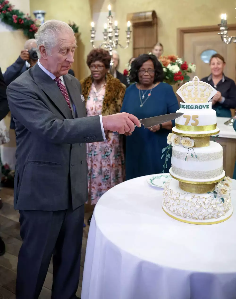 Βασιλιάς Κάρολος: Πάρτι τσαγιού για τα 75α γενέθλιά του