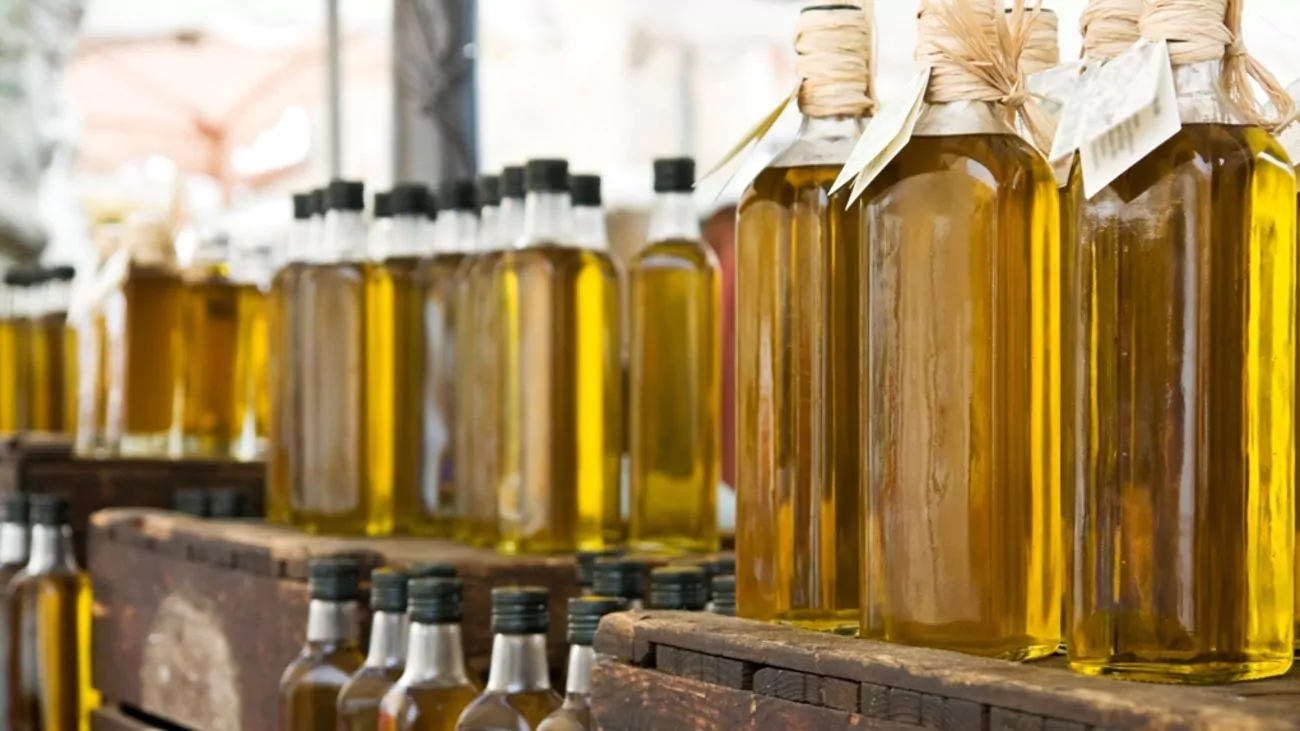 Achaia: The prices of olive oil on the shelf are exorbitant, how are they formed – Aegian producers ask for market control