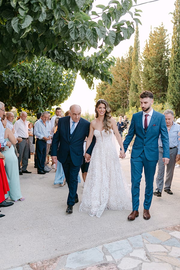 Θένια & Νίκος: Ρομαντικός γάμος στην Πάτρα