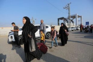 Λωρίδα της Γάζας: Ανοιξε η μεθοριακή διάβαση στη Ράφα - Ποιοι φεύγουν πρώτοι