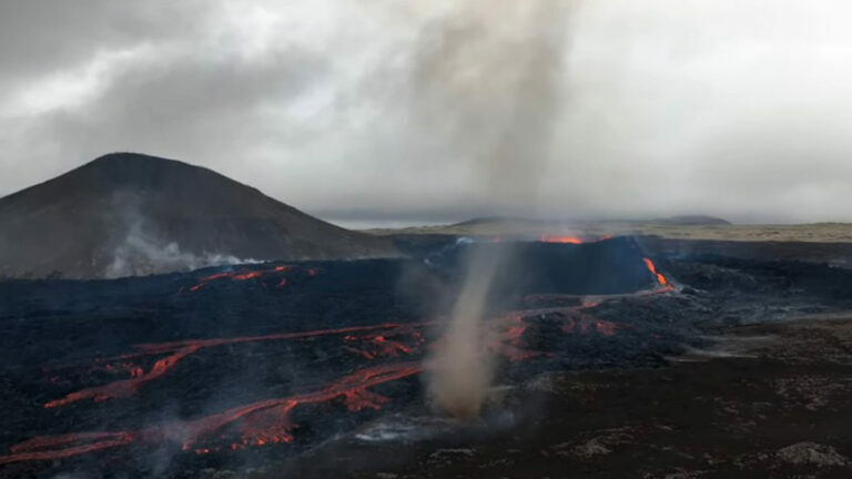 Ισλανδία: Εν αναμονή έκρηξης του ηφαιστείου - Τουλάχιστον 900 σεισμοί
