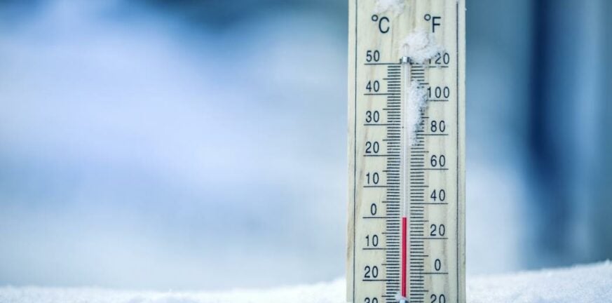 Χειμωνιάτικο σκηνικό με πολικές θερμοκρασίες την Κυριακή: Πού έδειξε το θερμόμετρο υπό το μηδέν