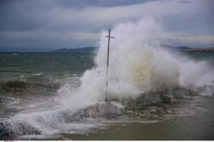 Κακοκαιρία: Προβλήματα στα λιμάνια από τους θυελλώδεις ανέμους - Απαγορευτικό απόπλου και στο Ρίο-Αντίρριο, κλειστό το πορθμείο