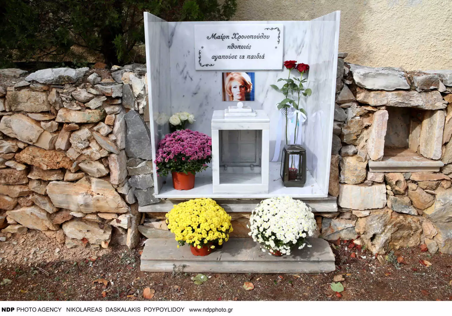 Μαίρη Χρονοπούλου: Τελέστηκε στο σπίτι της στην Παιανία το μνημόσυνο για τις 40 ημέρες από τον θάνατό της