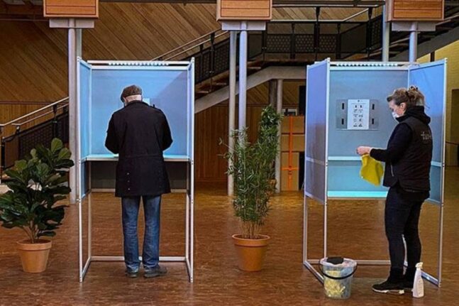 Ολλανδία: Αύριο οι βουλευτικές εκλογές - Πιθανό να διαδεχθεί τον Ρούτε γυναίκα