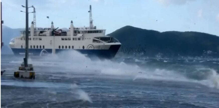 Αίγινα: «Είχε 8-9 μποφόρ» - Τι λέει η εταιρεία για τις φοβερές στιγμές που έζησαν οι 330 επιβάτες του πλοίου «Αχαιός»