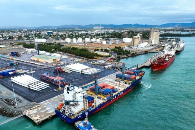 Αυστραλία: «Παρέλυσαν» τα λιμάνια της χώρας μετά από επίθεση χάκερ