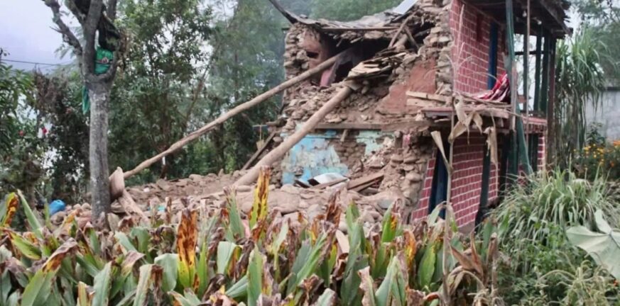 Σεισμός στο Νεπάλ: Αυξάνεται ο αριθμός των νεκρών από τη δόνηση των 6,4 Ρίχτερ