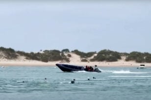Ισπανία: Διακινητές πέταξαν μετανάστες στη θάλασσα - Τέσσερις νεκροί ΒΙΝΤΕΟ