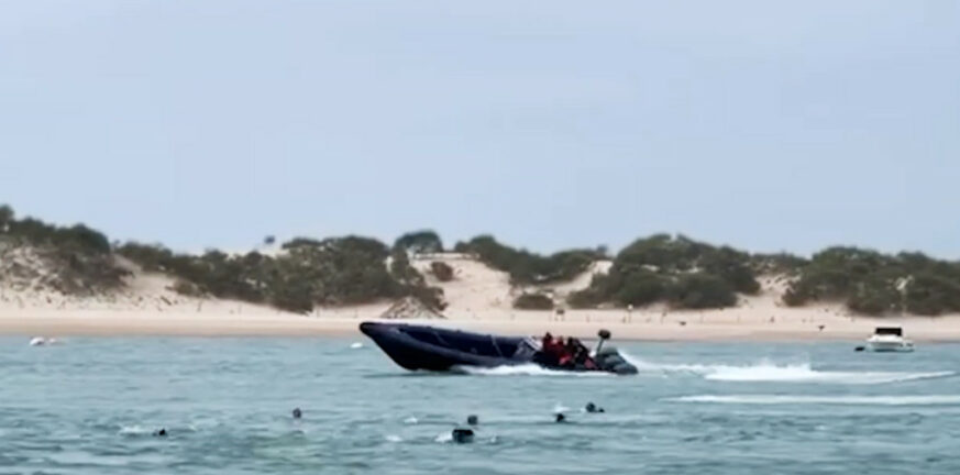 Ισπανία: Διακινητές πέταξαν μετανάστες στη θάλασσα - Τέσσερις νεκροί ΒΙΝΤΕΟ