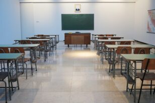 Ρόδος: Γυμνάστρια σε ειδικό σχολείο κατηγορείται ότι χτύπησε μαθητή με αυτισμό