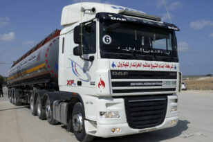 Το Ισραήλ ενέκρινε την παράδοση καυσίμων στη Λωρίδα της Γάζας – Δύο βυτιοφόρα καθημερινά στον θύλακα