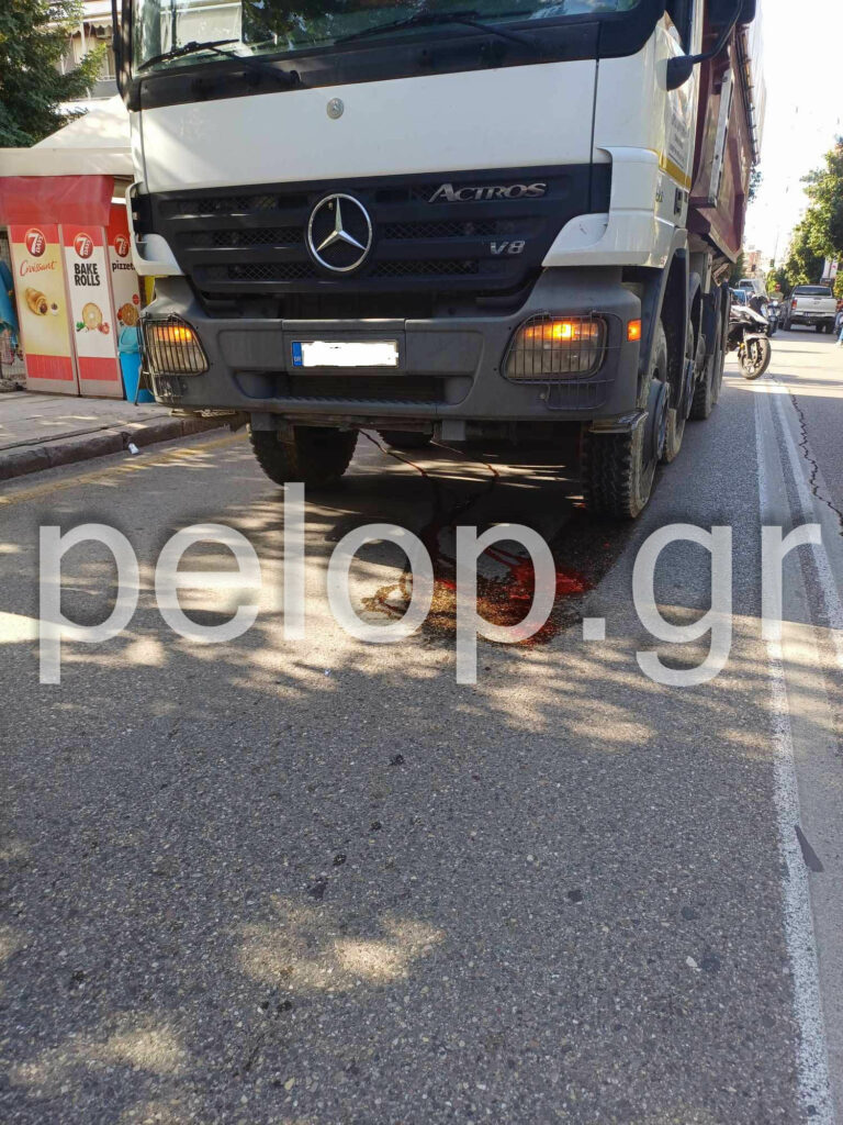 Πάτρα: Σοβαρό τροχαίο στην πλατεία Ομονοίας - Φορτηγό τραυμάτισε ηλικιωμένο ΦΩΤΟ ΒΙΝΤΕΟ