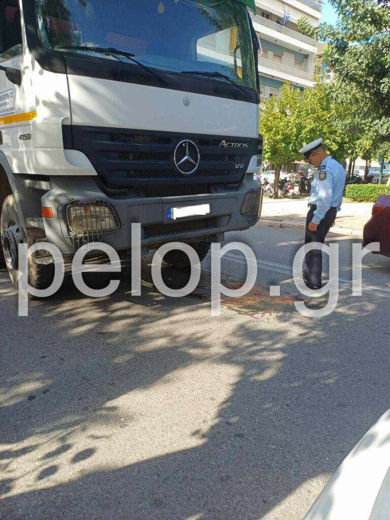 Πάτρα: Σοβαρό τροχαίο στην πλατεία Ομονοίας - Φορτηγό τραυμάτισε ηλικιωμένο ΦΩΤΟ ΒΙΝΤΕΟ