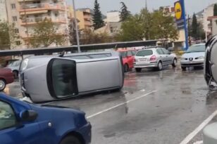 Κακοκαιρία: Απίστευτες εικόνες από την Ξάνθη - Αναποδογύρισαν αυτοκίνητα από τους θυελλώδεις ανέμους BINTEO