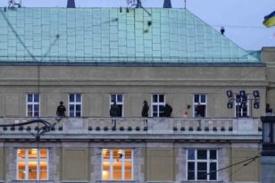 Μακελειό στην Πράγα: Ημέρα πένθους το Σάββατο στην Τσεχία – Νέα στοιχεία για τον δράστη