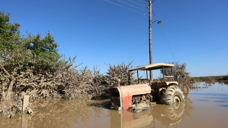 Θεσσαλία: Συνεχίζονται οι προκαταβολές του ήμισυ της επιχορήγησης προς πληγείσες επιχειρήσεις από τις πλημμύρες