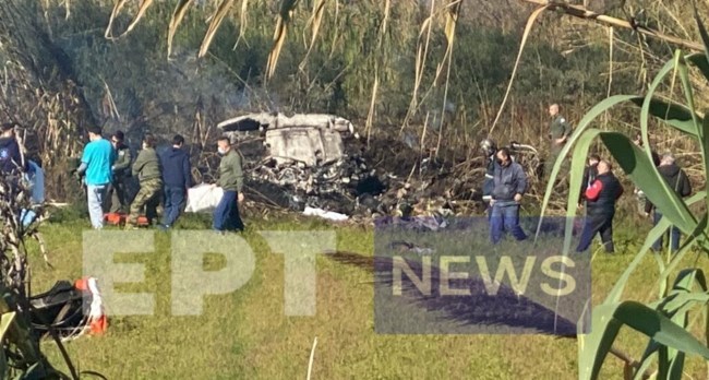 Οι πρώτες εικόνες από την πτώση του εκπαιδευτικού αεροσκάφους στην Καλαμάτα
