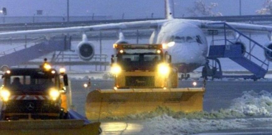 Ολλανδία: Ακυρώσεις πτήσεων από και προς το αεροδρόμιο του Άμστερνταμ λόγω χιονόπτωσης