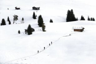 Γαλλία: Δύο νεκροί από χιονοστιβάδα στις Άλπεις – Ένας ορειβάτης σκοτώθηκε λόγω πτώσης από μεγάλο ύψος