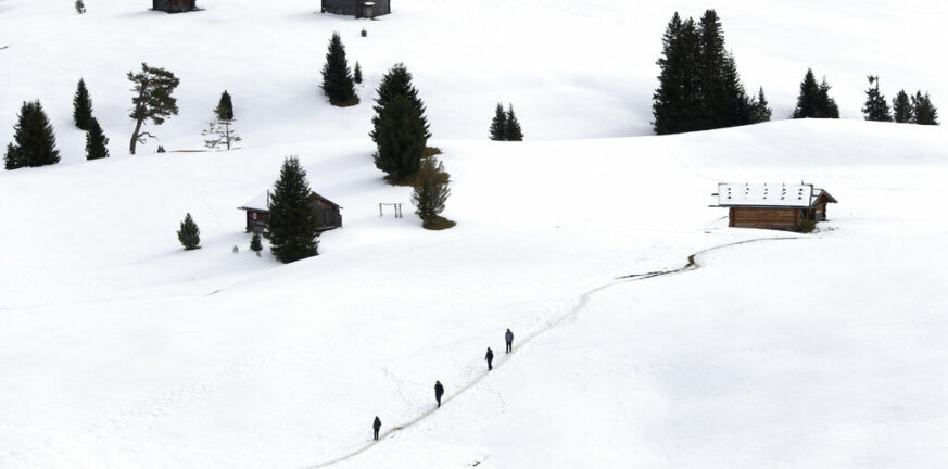 Γαλλία: Δύο νεκροί από χιονοστιβάδα στις Άλπεις – Ένας ορειβάτης σκοτώθηκε λόγω πτώσης από μεγάλο ύψος
