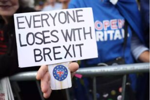 Politico: Έχει τελειώσει το «όνειρο του Brexit»