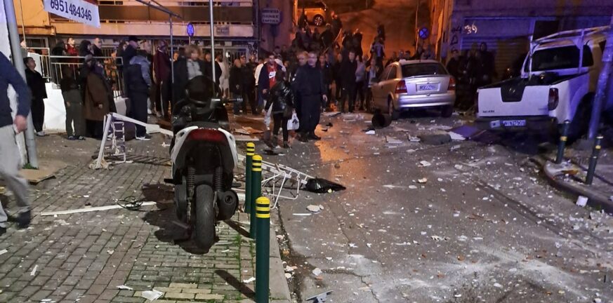 Θεσσαλονίκη: Έκρηξη φιάλης υγραερίου σε διαμέρισμα – Στο νοσοκομείο με εγκαύματα ένας άνδρας ΦΩΤΟ - ΒΙΝΤΕΟ