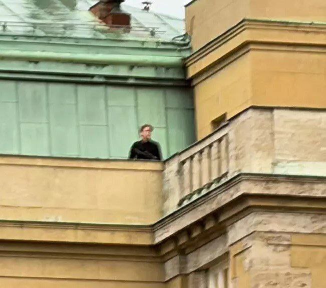 Πράγα: Tα τελευταία μηνύματα του δράστη - Η στιγμή που πυροβολεί τους φοιτητές – «Μισώ τον κόσμο και θέλω να αφήσω όσο το δυνατόν περισσότερο πόνο» ΦΩΤΟ - ΒΙΝΤΕΟ