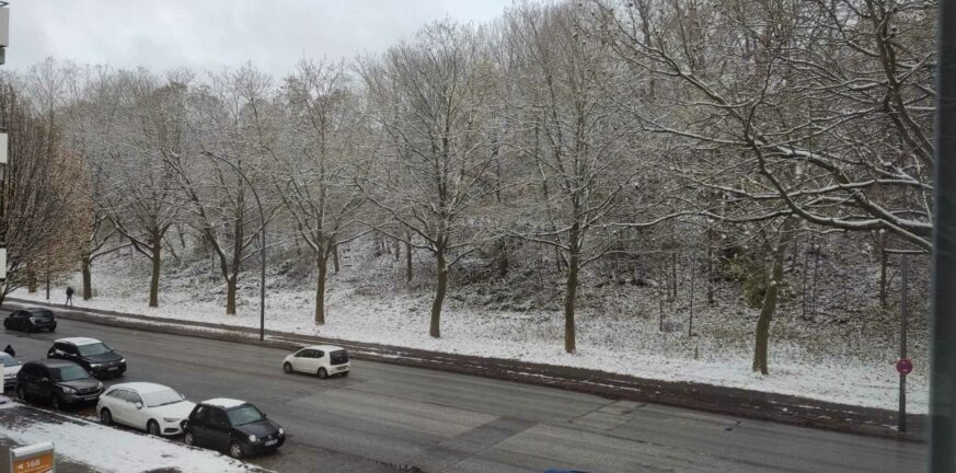 Γερμανία: Σοβαρά προβλήματα λόγω της σφοδρής χιονόπτωσης – Κλειστό το αεροδρόμιο του Μονάχου