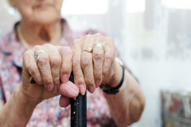 Ηράκλειο: Προκαταρκτική εξέταση για τον θάνατο της 92χρονης από κατάποση καθαριστικού – Τι αποκαλύπτει βίντεο από κάμερα