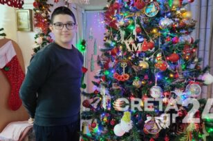 Κρήτη: 12χρονος μετέτρεψε το σπίτι του σε Χριστουγεννιάτικο χωριό - ΦΩΤΟ