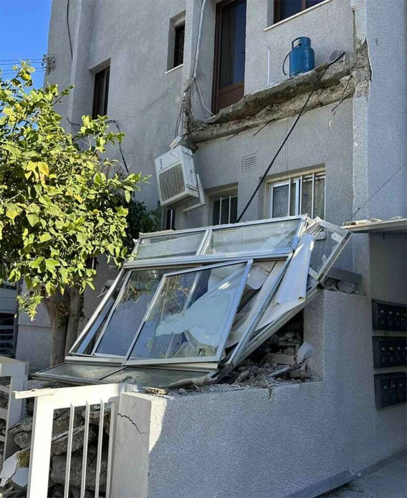 Κύπρος: Κατέρρευσαν δυο μπαλκόνια πολυκατοικίας στη Λεμεσό