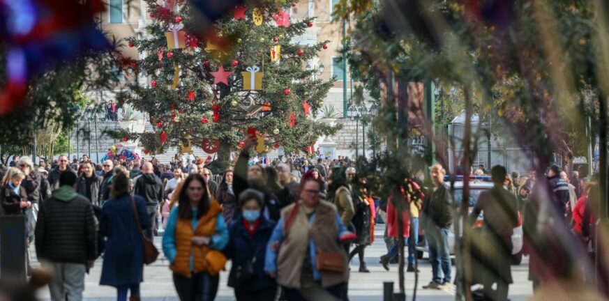 Εορταστικό ωράριο καταστημάτων σε Αθήνα και Θεσσαλονίκη – Ποιες Κυριακές είναι ανοιχτά, τι ισχύει τα Χριστούγεννα