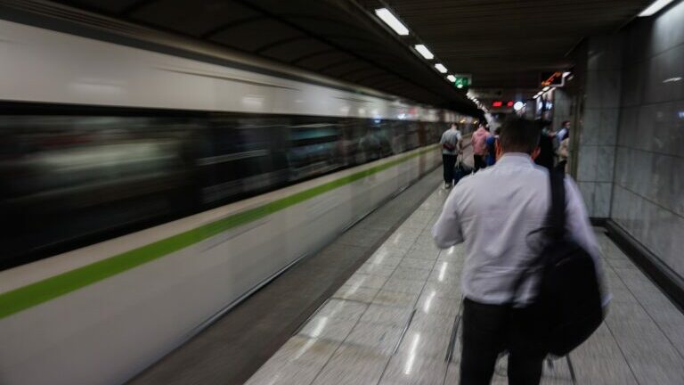 Αθήνα - Μετρό: Κλειστός το Σαββατοκύριακο ο σταθμός «Δημοτικό Θέατρο» της γραμμής 3 - Πως θα εξυπηρετούνται οι επιβάτες