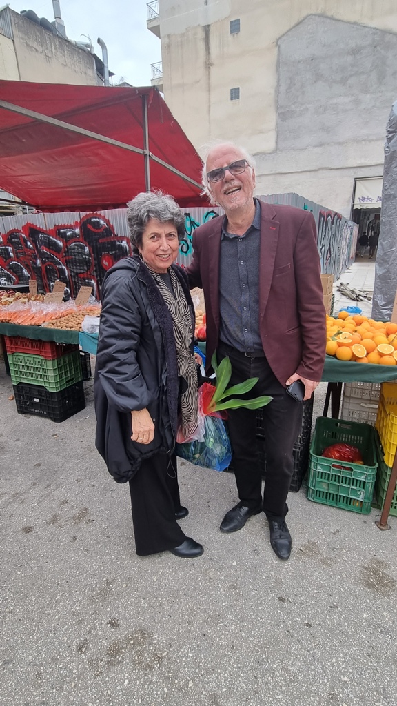 Πάτρα: Στις λαϊκές αγορές για ευχές ο αντιδήμαρχος Διονύσης Πλέσσας