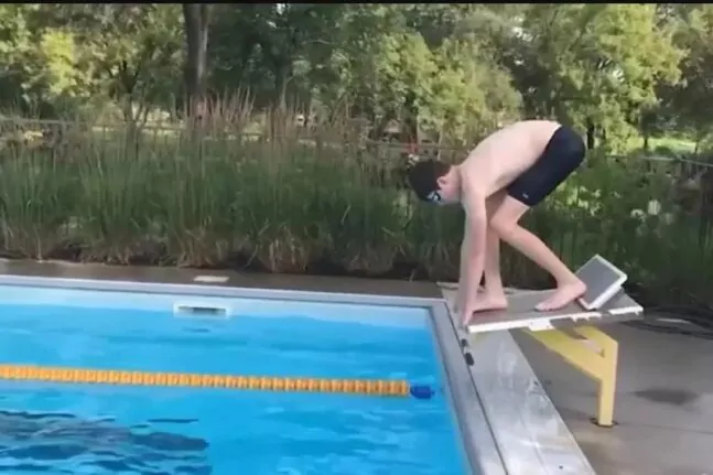 Σικάγο: 14χρονος έπαθε εγκεφαλικό κατά τη διάρκεια της προπόνησης κολύμβησης