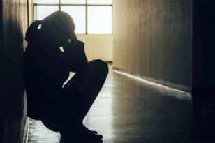 Σοκ, χτύπησε με γροθιές στο κεφάλι τη γυναίκα του
