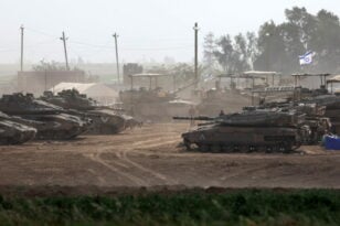 Μέση Ανατολή: Συνεχίζονται οι μάχες στη νότια Γάζα μετά τα αιματηρά πλήγματα σε εγκατάσταση του ΟΗΕ